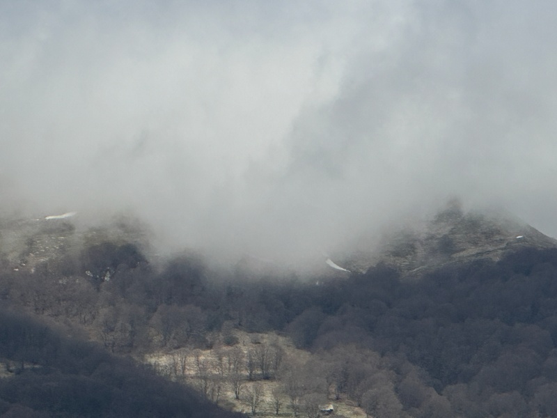 Mountains in the mist — Kojori